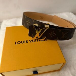 Louis Vuitton Women's Belt